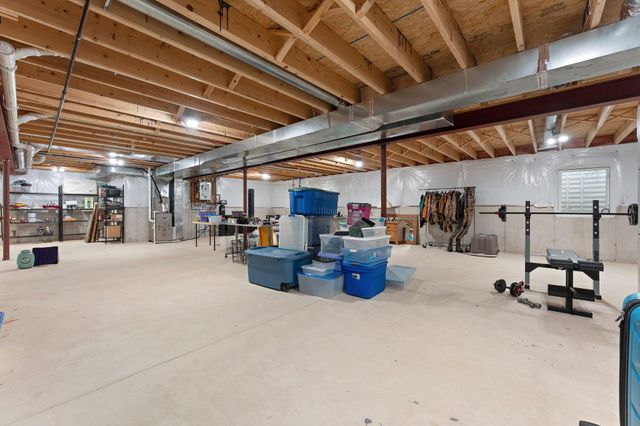 1651 Forest Ridge Drive, Valparaiso, IN 46385