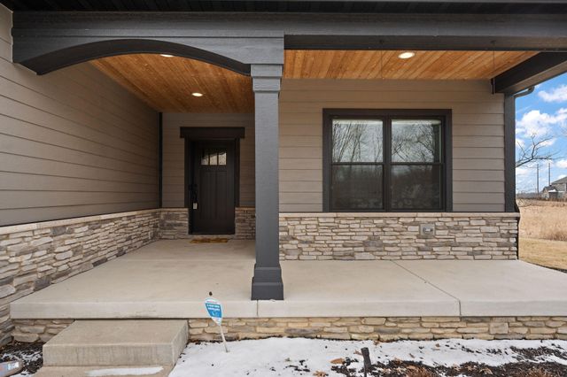 1651 Forest Ridge Drive, Valparaiso, IN 46385