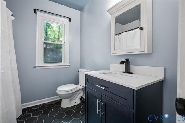 5902 Mill Spring Rd, Midlothian, VA 23112