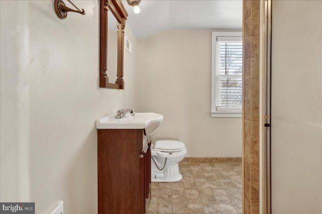 3227 STEELE AVE, Bristol, PA 19007