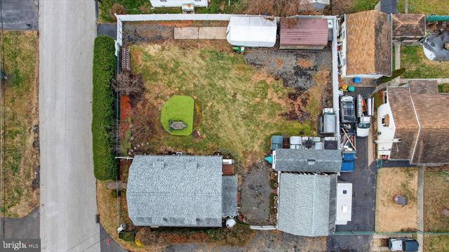 3227 STEELE AVE, Bristol, PA 19007