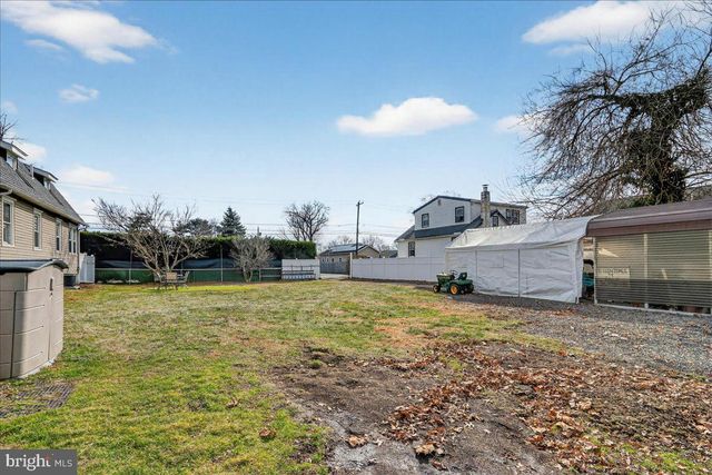 3227 STEELE AVE, Bristol, PA 19007