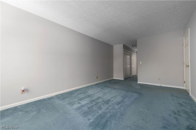 23061 Brick Mill Run C3, Westlake, OH 44145