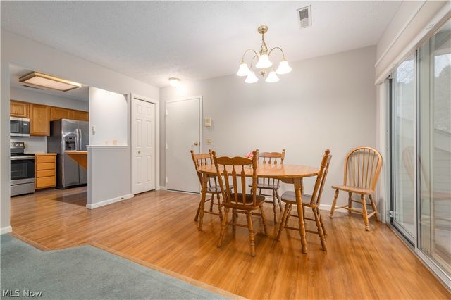 23061 Brick Mill Run C3, Westlake, OH 44145