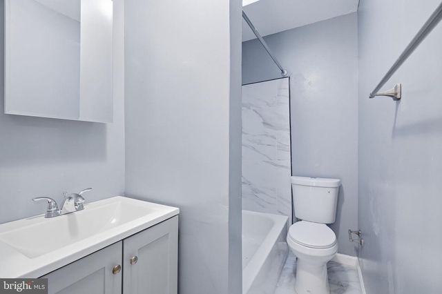 1526 S LECOUNT ST, Philadelphia, PA 19146