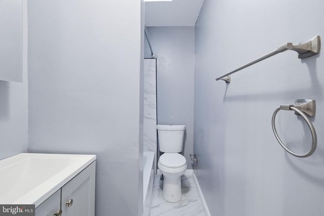 1526 S LECOUNT ST, Philadelphia, PA 19146