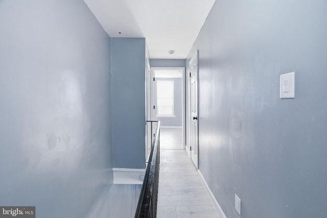 1526 S LECOUNT ST, Philadelphia, PA 19146