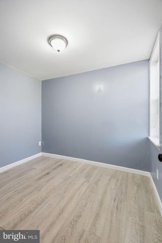 1526 S LECOUNT ST, Philadelphia, PA 19146