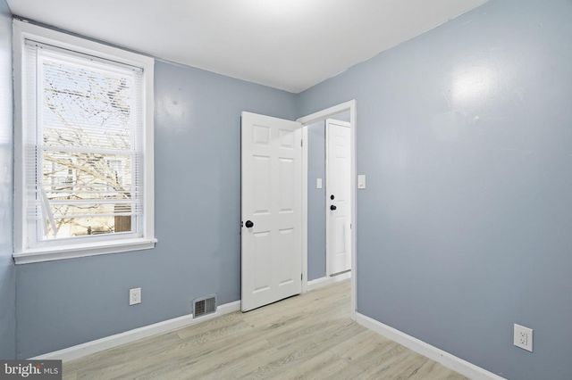 1526 S LECOUNT ST, Philadelphia, PA 19146