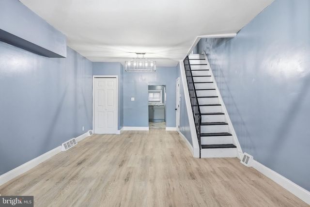 1526 S LECOUNT ST, Philadelphia, PA 19146