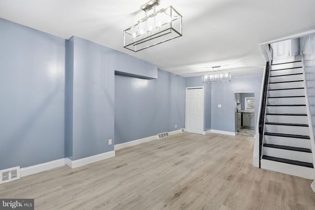 1526 S LECOUNT ST, Philadelphia, PA 19146