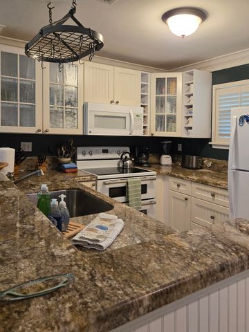 201-2 Southard Street 201-2, Key West, FL 33040