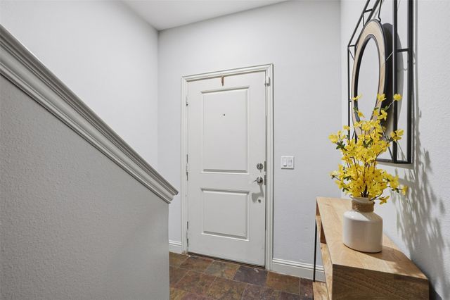 644 E Bluff Street, Fort Worth, TX 76102