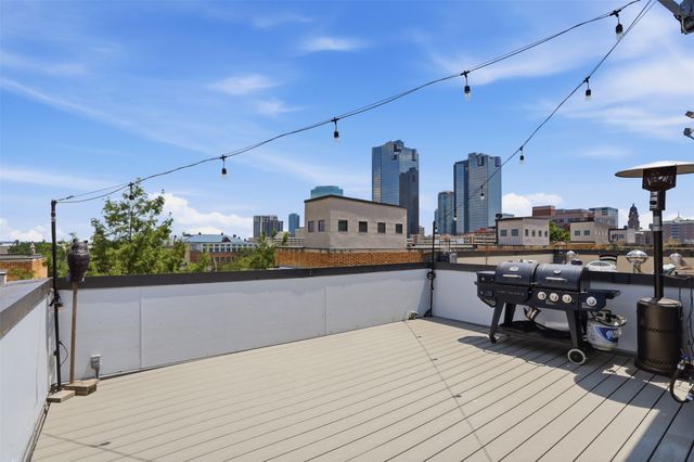 644 E Bluff Street, Fort Worth, TX 76102