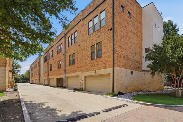 644 E Bluff Street, Fort Worth, TX 76102