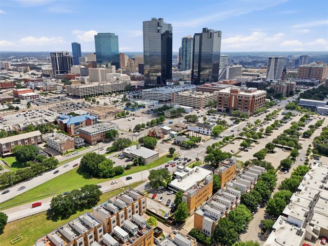 644 E Bluff Street, Fort Worth, TX 76102