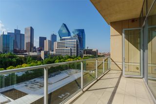 2025 Woodall Rodgers Freeway 51, Dallas, TX 75201