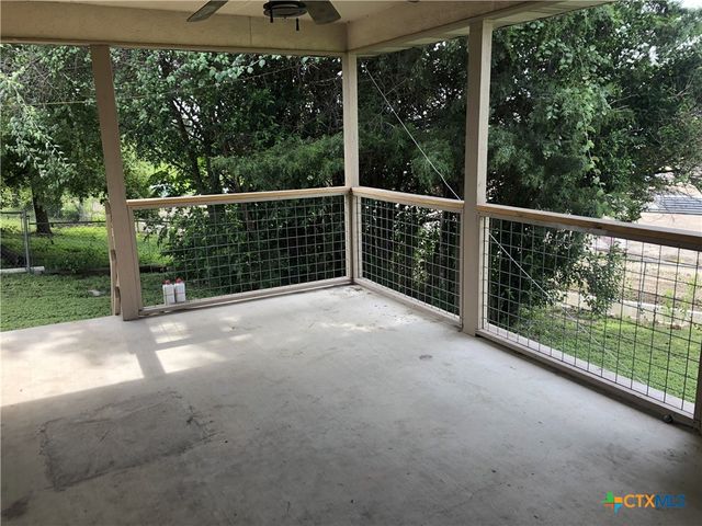2722 N Heynis, New Braunfels, TX 78130