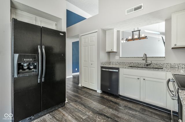 6717 Huntsmen Court, Indianapolis, IN 46250