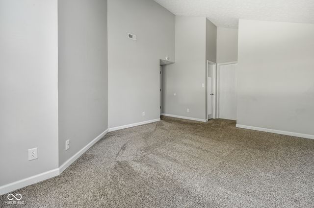 6717 Huntsmen Court, Indianapolis, IN 46250