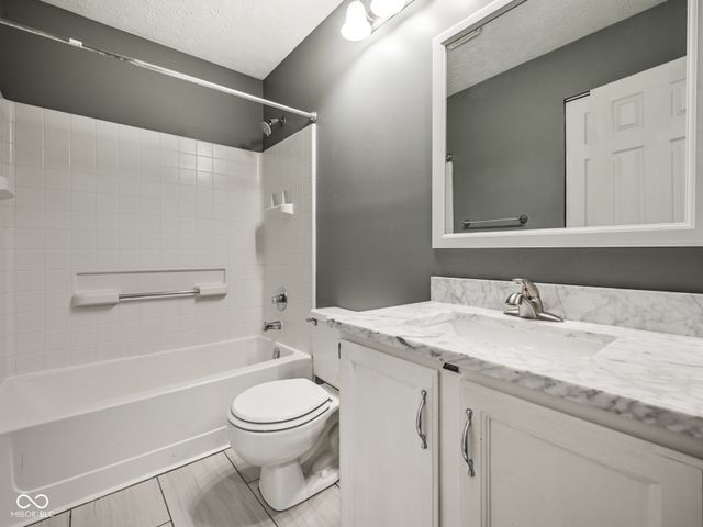 6717 Huntsmen Court, Indianapolis, IN 46250