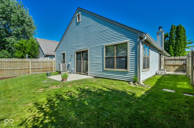 6717 Huntsmen Court, Indianapolis, IN 46250