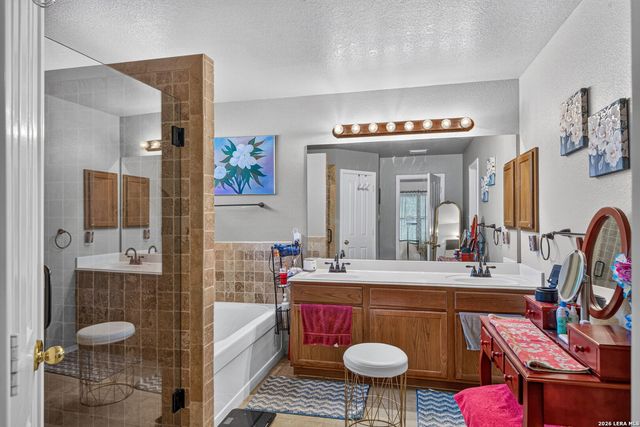 9030 BRAE RIDGE DR, San Antonio, TX 78249