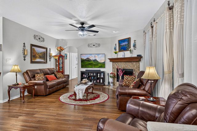 9030 BRAE RIDGE DR, San Antonio, TX 78249