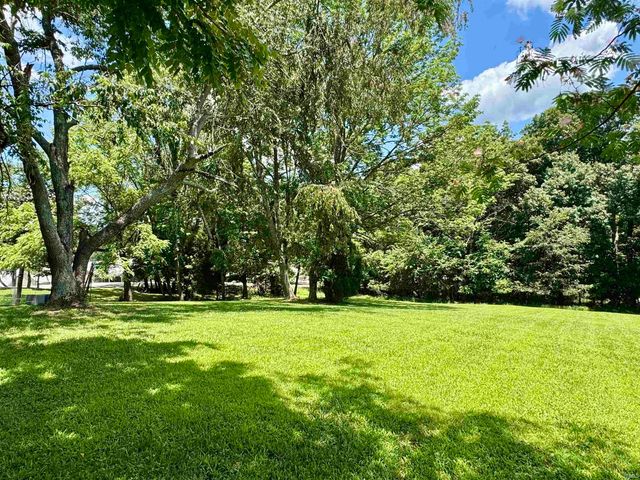 426 S Blitzen Lane, Santa Claus, IN 47579