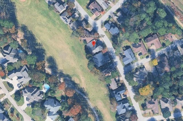 728 Hogan Drive, Conroe, TX 77302