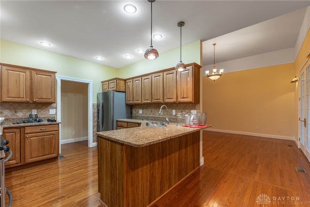 914 Hickory Trail Drive, Wilmington, OH 45177