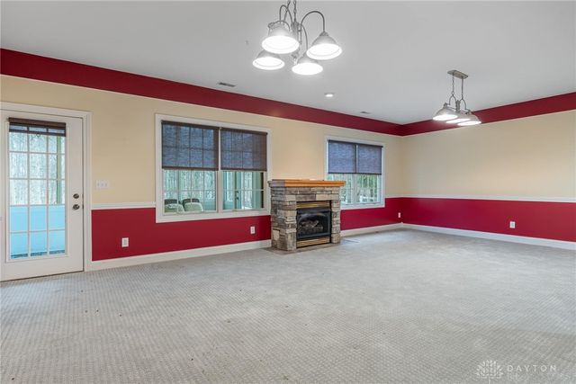 914 Hickory Trail Drive, Wilmington, OH 45177