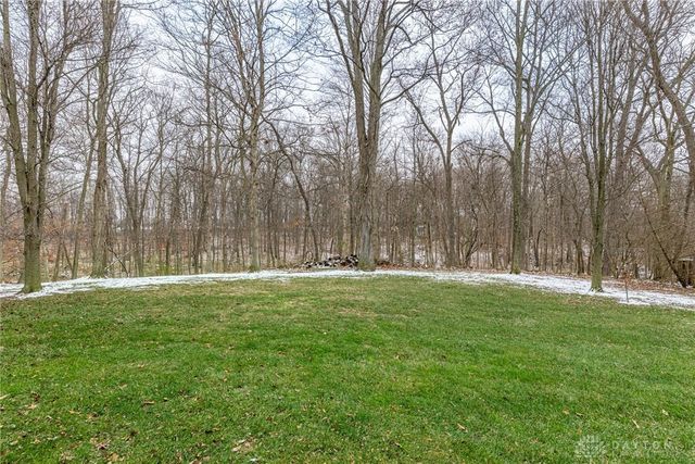 914 Hickory Trail Drive, Wilmington, OH 45177