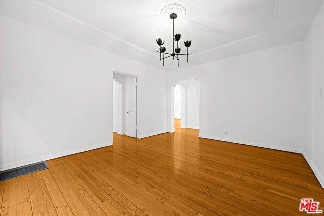 361 N Mansfield Avenue, Los Angeles, CA 90036