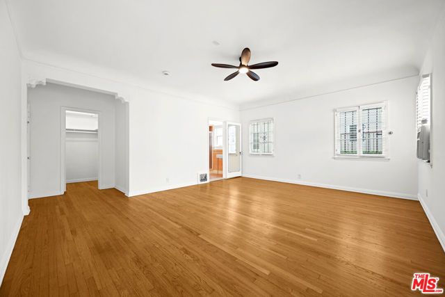 361 N Mansfield Avenue, Los Angeles, CA 90036