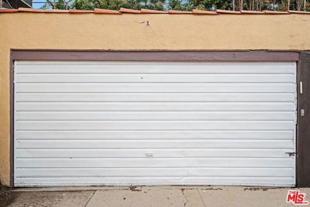 361 N Mansfield Avenue, Los Angeles, CA 90036