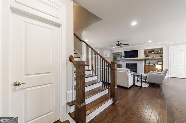 860 Hargrove Point Way, Alpharetta, GA 30004