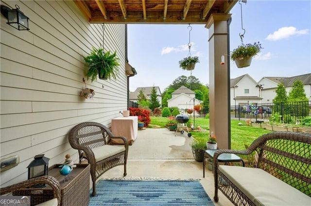 860 Hargrove Point Way, Alpharetta, GA 30004