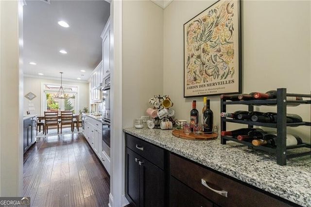 860 Hargrove Point Way, Alpharetta, GA 30004