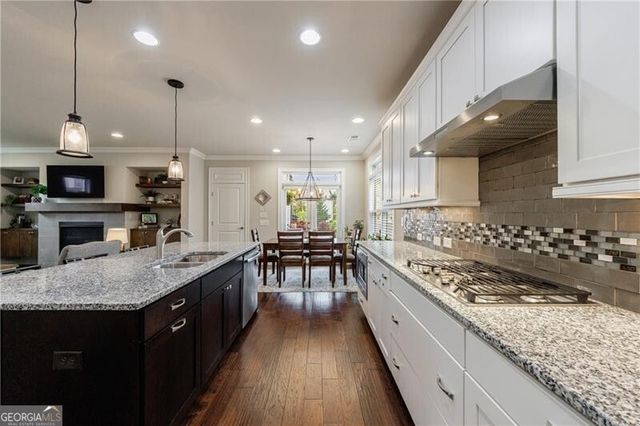 860 Hargrove Point Way, Alpharetta, GA 30004