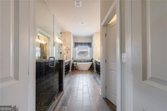 860 Hargrove Point Way, Alpharetta, GA 30004