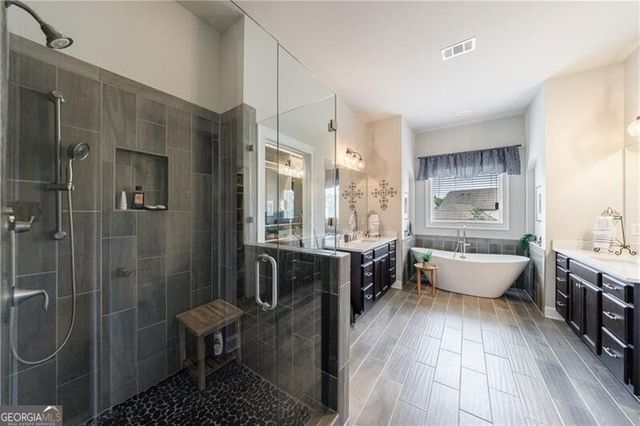 860 Hargrove Point Way, Alpharetta, GA 30004