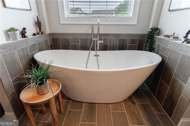 860 Hargrove Point Way, Alpharetta, GA 30004