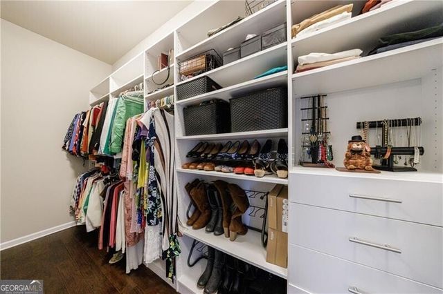 860 Hargrove Point Way, Alpharetta, GA 30004