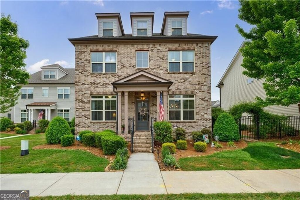 860 Hargrove Point Way, Alpharetta, GA 30004