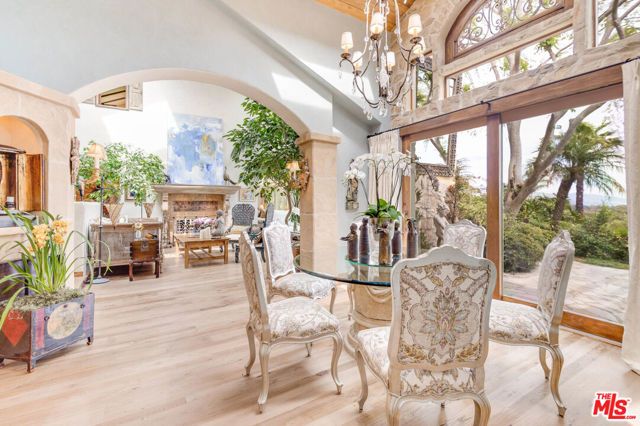 6766 Portshead Road, Malibu, CA 90265