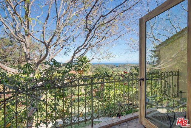 6766 Portshead Road, Malibu, CA 90265