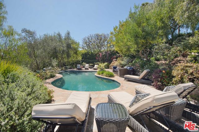 6766 Portshead Road, Malibu, CA 90265