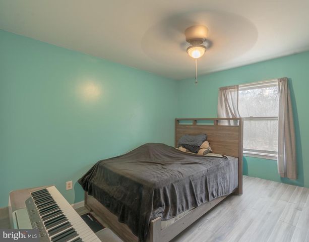 6013 HARBOR SEAL CT, Waldorf, MD 20603