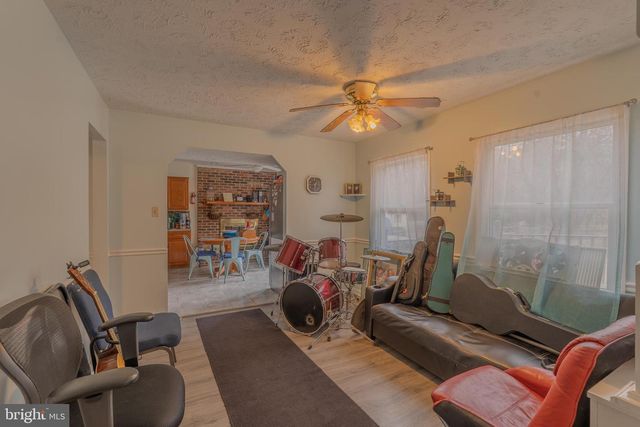 6013 HARBOR SEAL CT, Waldorf, MD 20603